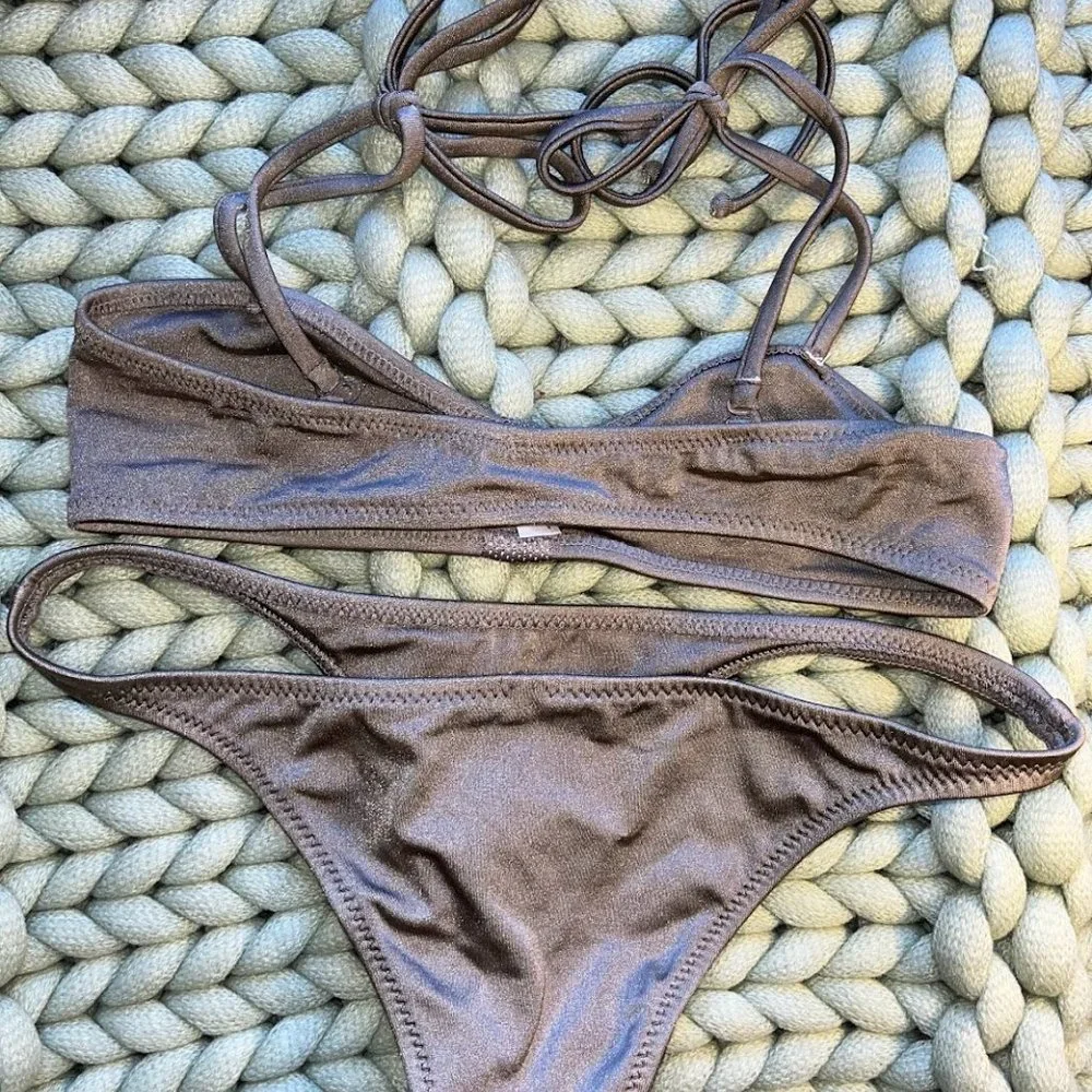 Chic metallic convertible bandeau/halter set by designer Made By Dawn. - Picture 3 of 5